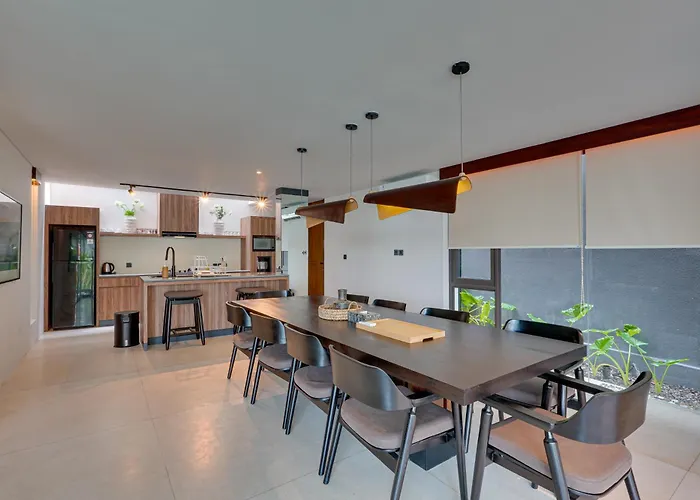 ヴィラ New Luxury 5br Pasisi 10 In チャングー